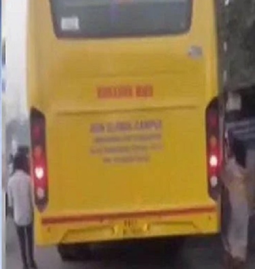 ಕಾಲೇಜು ಬಸ್ ಡಿಕ್ಕಿ:  ಸ್ಥಳದಲ್ಲೇ ತಾಯಿ, ಮಗ ಇಬ್ಬರೂ ಸಾವು